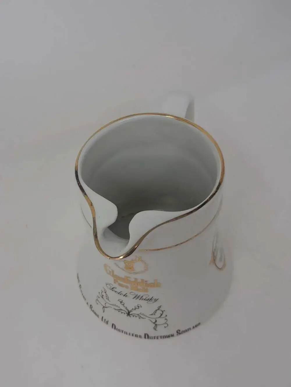Glenfiddich Scotch Whiskey Decorative Pitcher Vintage 80s HCW Great Britain